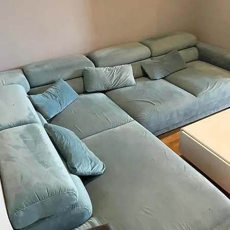 Apartment Schone 5 Minuten Von Messe. *